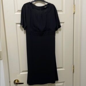 Tara Jarmon Black Dress (sz 36)